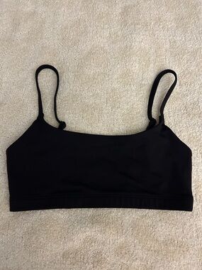 Aritzia Contour Sweetheart Bralette Black Size 4